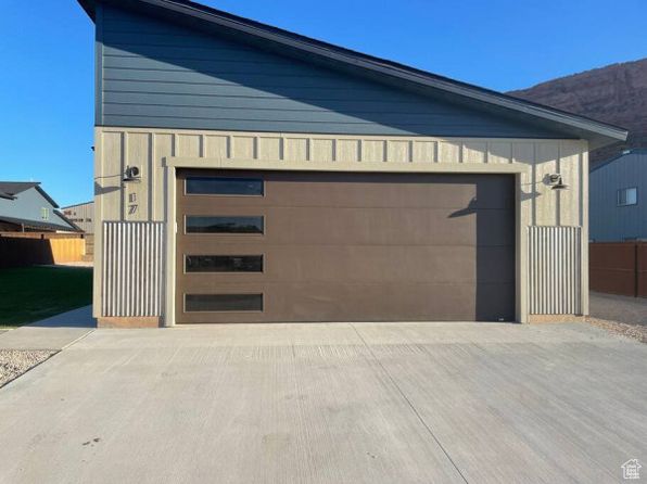 17 Tangren Cir, Moab, UT 84532