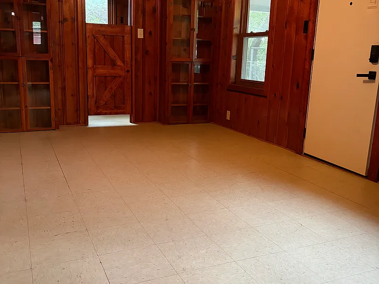 5008 Parrish Rd #1 — Photo 5