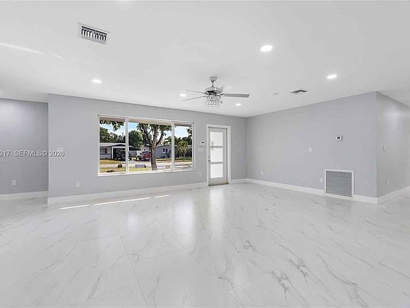 5th image of 4725 NW 5th Ct