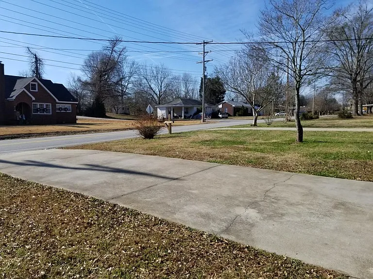 305 Pope Field Rd #A — Photo 4