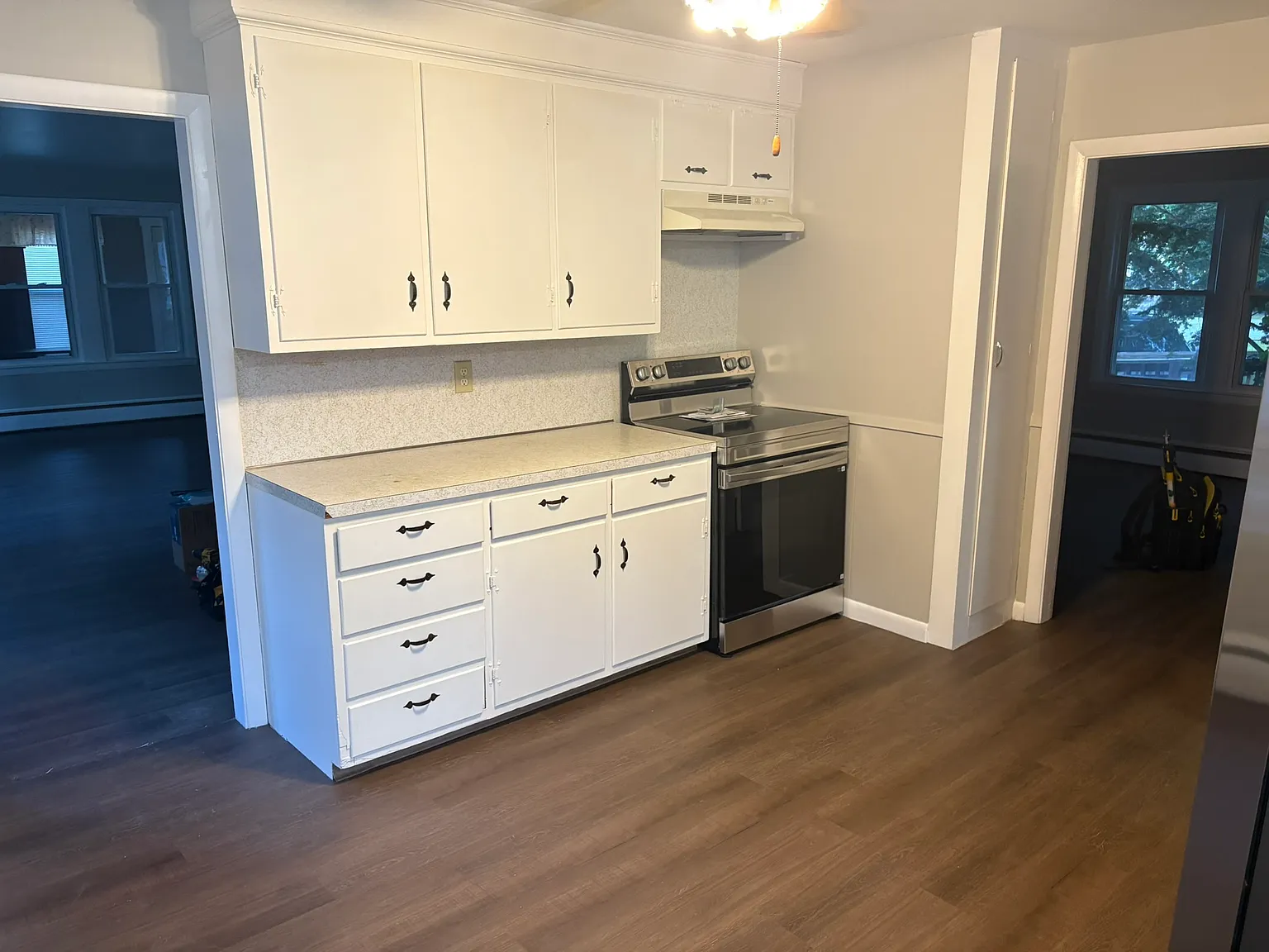 2 bed, 900 sqft, $1,800 — Photo 3