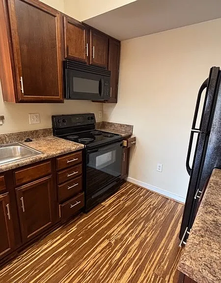 701 Saint James Street — Photo 8