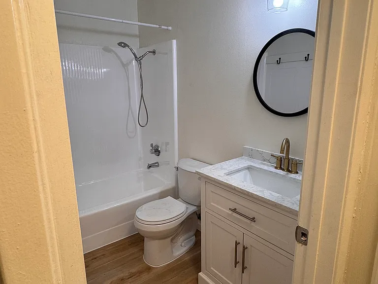 5075 Atlantic Ave #104 — Photo 10