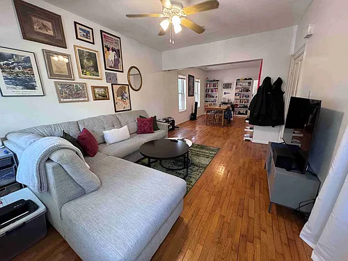 1824 N Bissell St #2 Photo 1