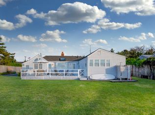 486 Dune Rd, Westhampton Beach, NY 11978
