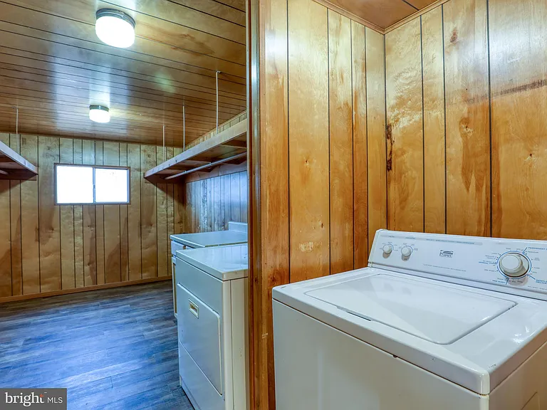 214 Bridle Path Rd — Photo 23