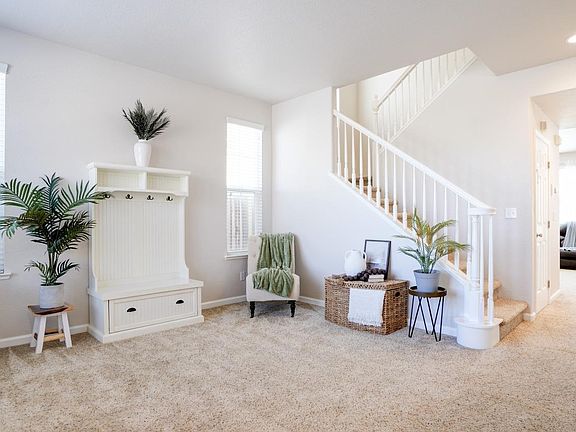 5th image of 1355 Valley Glen Drive