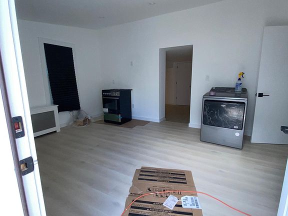 2nd image of 210 Swinton Ave #B
