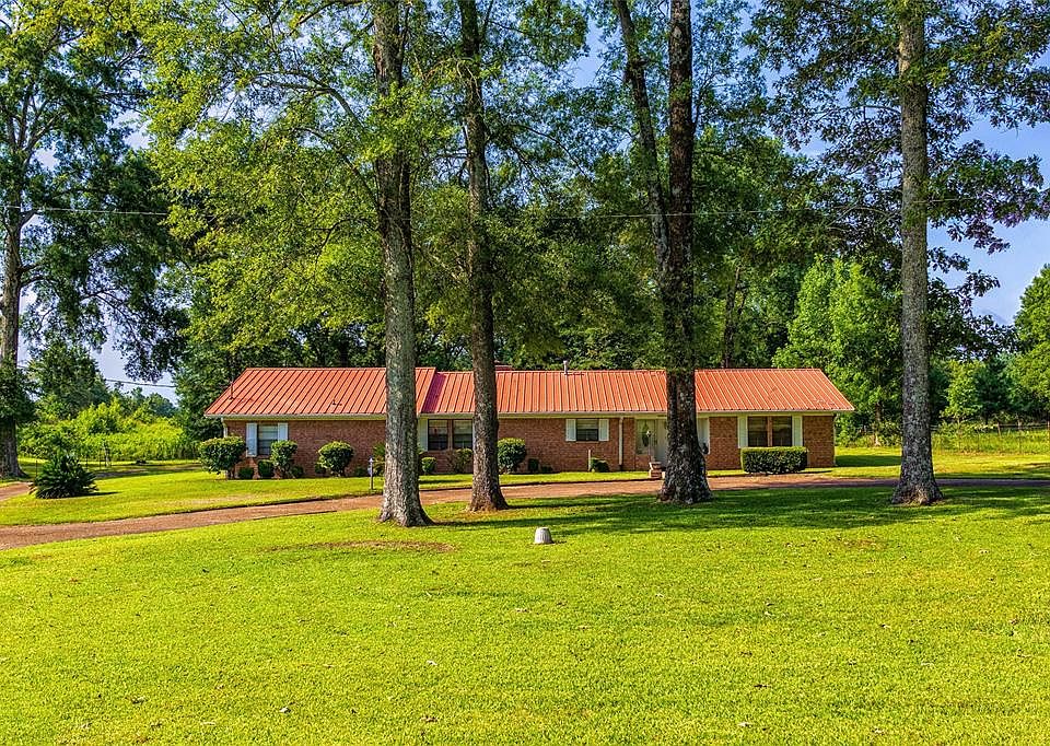 1st image of 236 County Road 118 E #E