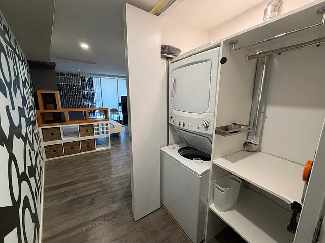 300 N State St #4326 — Photo 19