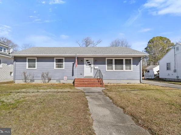12 Potomac St, Crisfield, MD 21817