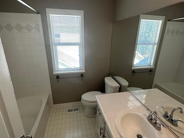 2345 Damon Dr — Photo 11