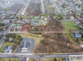 192 Hillcrest Ave, Somerset, NJ 08873