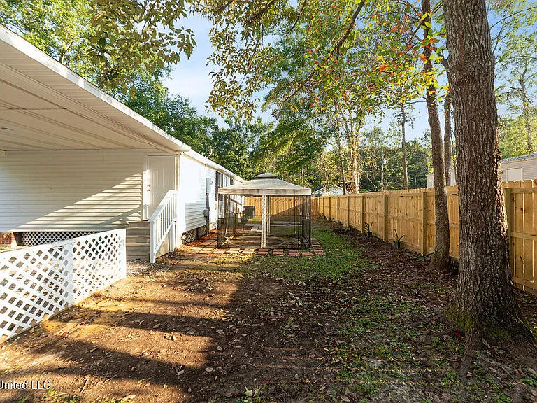 10828 Haena Ct — Photo 13