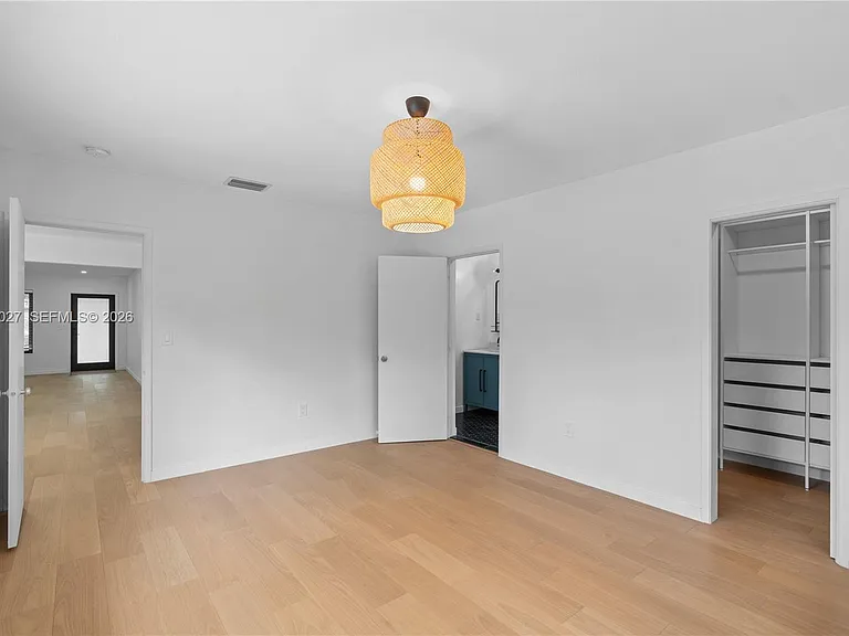 517 Palermo Ave — Photo 20