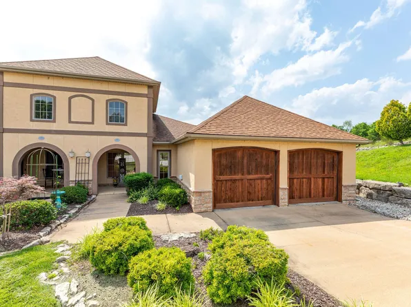 187 N Tuscany Drive, Hollister, MO 65672