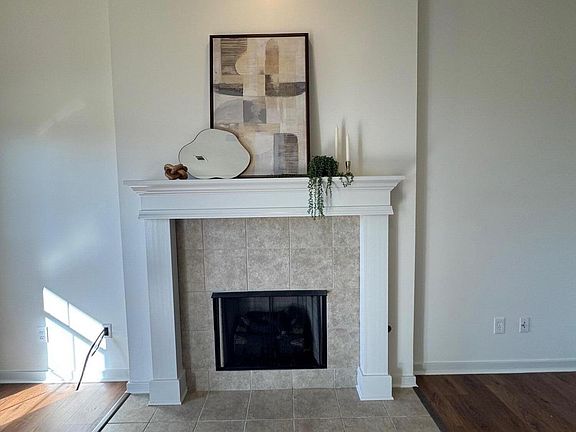 3rd image of 106 Ash Ridge Pl