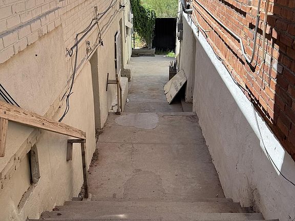 3rd image of 2318 Federal Ave #B