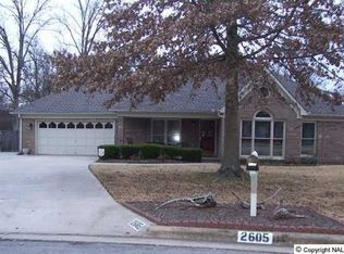 2605 Sherwood Oaks Ct SW, Decatur, AL 35603