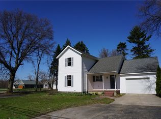 1217 Bartlett Rd, Harborcreek, PA 16421