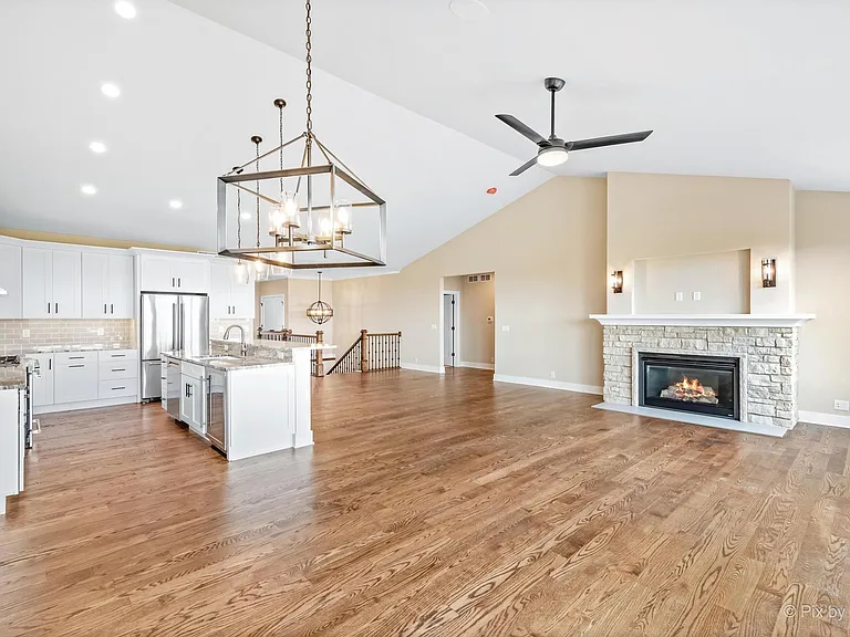 460 S Stone Ridge Dr — Photo 13
