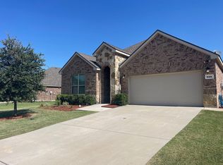 549 Northwood Dr, Oak Pt, TX 75068