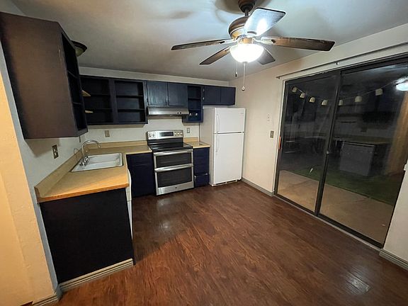 4th image of 4421 Stover St #1