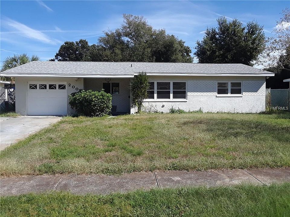 1st image of 2003 Robinson Dr N