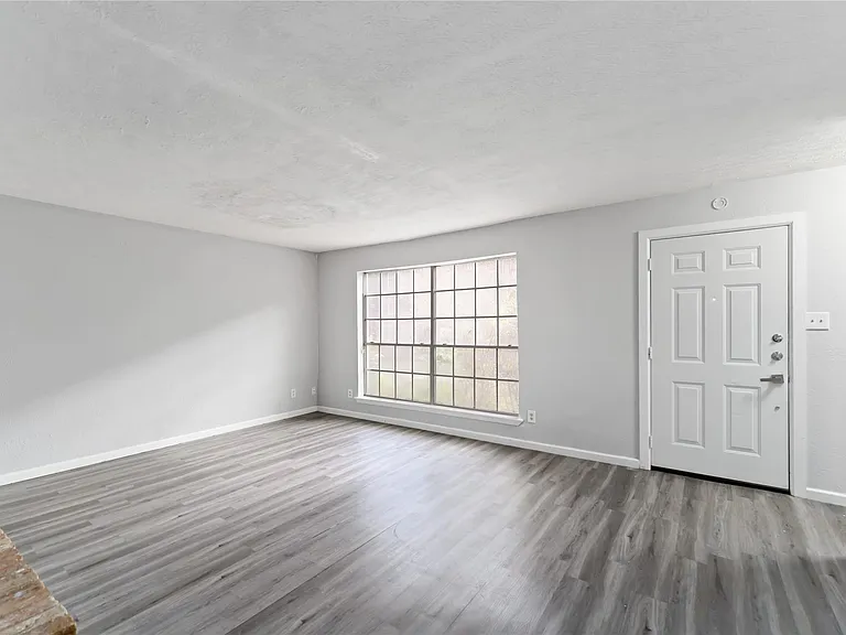 4154 Belle Park Dr — Photo 4