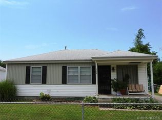 104 E 5th St, Owasso, OK 74055