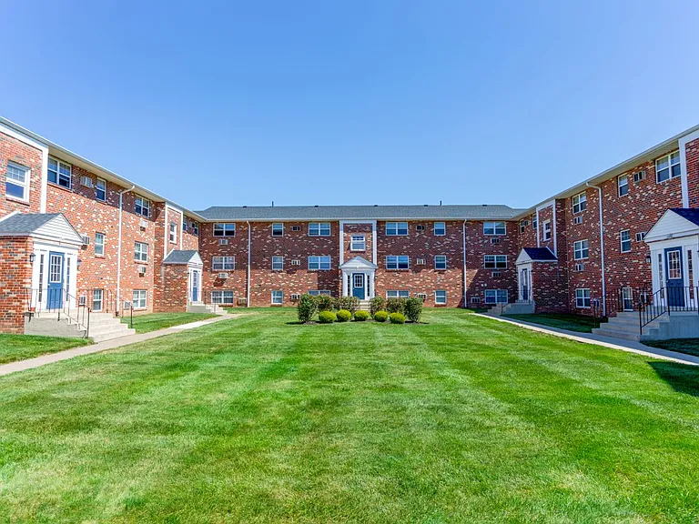 Wissahickon Park Apartment Homes — Photo 24