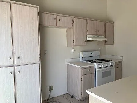 10747 Tolliver St — Photo 9