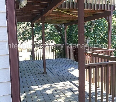 4th image of 62 Lake Louise Dr SW #A