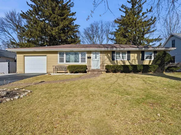 1817 W Bel Aire Ave, Peoria, IL 61614