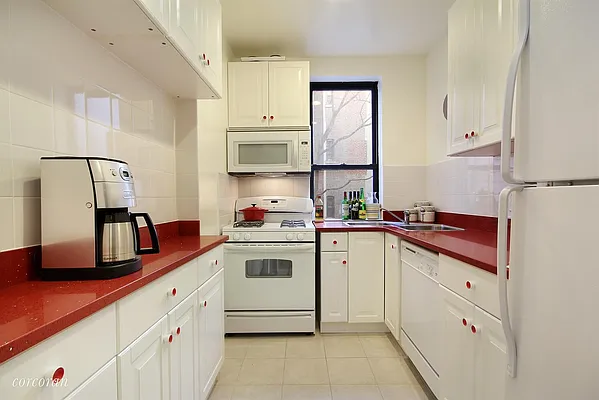 Sold by Corcoran | media 2