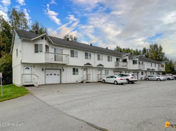 7490 Meadow St #5E, Anchorage, AK 99507