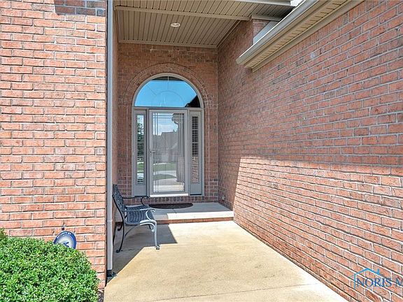 5th image of 24864 Lake Winds Dr