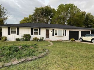 3317 W Mount Vernon St, Springfield, MO 65802