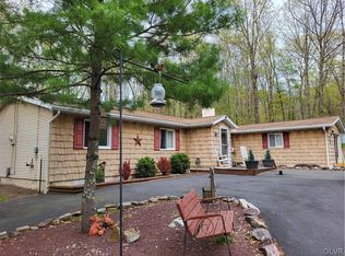 107 Hunter Ln, Albrightsville, PA 18210