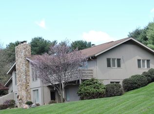 605 Stoney Creek Rd, Wilmington, DE 19807