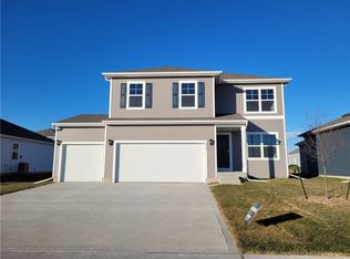 315 42nd St SW, Altoona, IA 50009