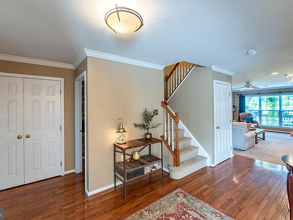 4th image of 125 Fairfax Ct #2003