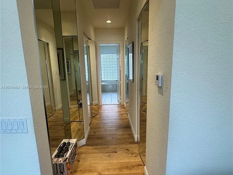 18571 SW 44th St — Photo 22