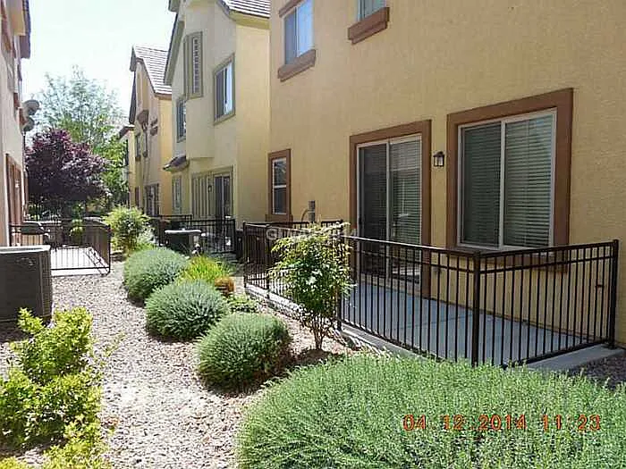 9204 Tudor Park Pl — Photo 28
