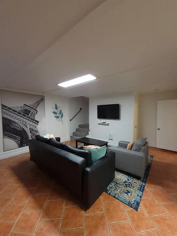 1601 N 12th St Apt 5 — Photo 3