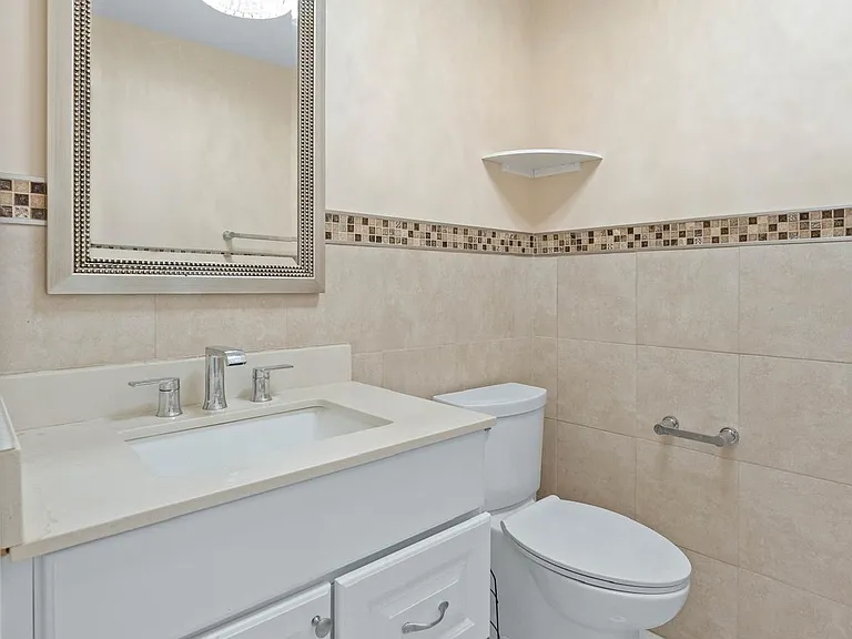 1 Gaelic Ct — Photo 15