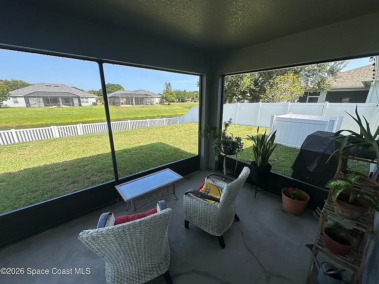 1133 Morgan Cir NE — Photo 15