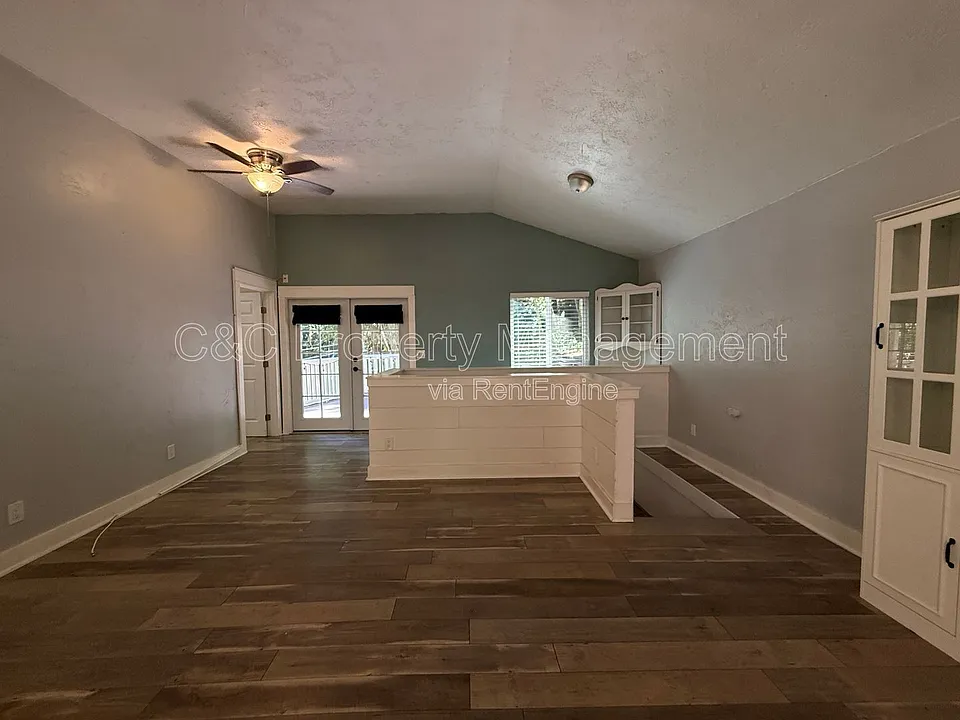155 West Dr