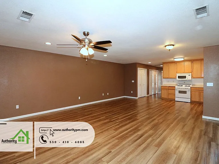 1108 Grange St #B — Photo 4