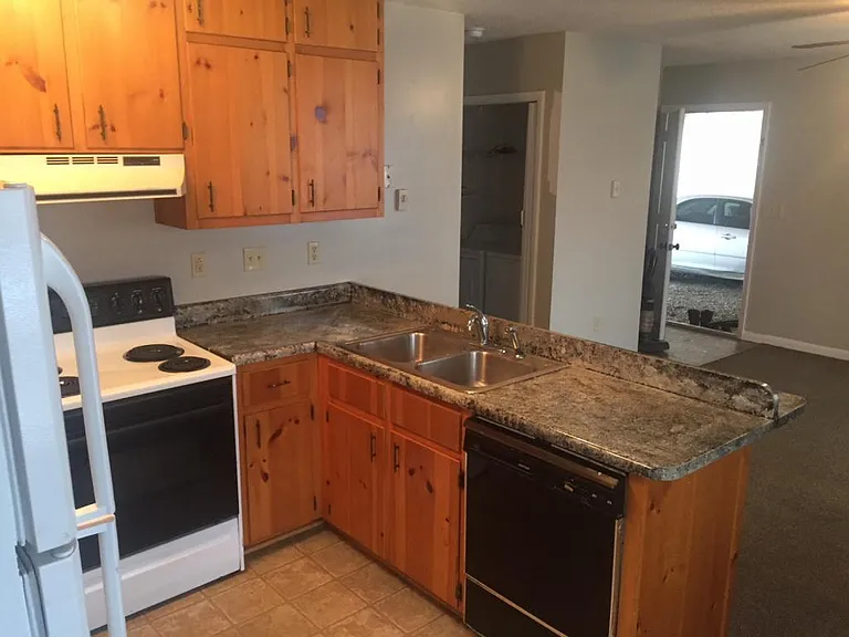 82 Iron Mountain Dr #84B — Photo 11